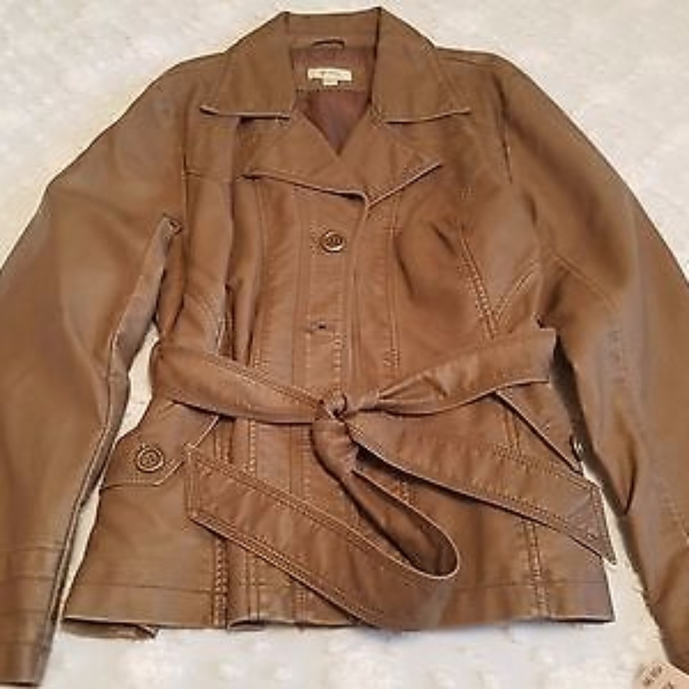 🏵CLEARANCE🏵Faux leather jacket